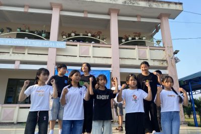 Sáng 1/4/2024 trường TH Trà Bình đã tổ chức tiết sinh hoạt dưới cờ tuần 28 với chủ đề ” Hành động vì cộng đồng”